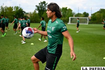 Marcelo Martins estará listo para ingresar en el segundo tiempo /Arturo Orgaz FBF