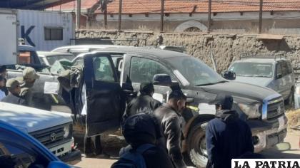 La camioneta fue sometida a un microaspirado en instalaciones de la Fiscalía /LA PATRIA