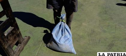 El â€œjucuâ€ llevaba 35 kilos de mineral en una quepirina /LA PATRIA