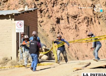 Prensa orureña se declara en emergencia tras agresiones a sus colegas en el cerro San Pedro /GAMO