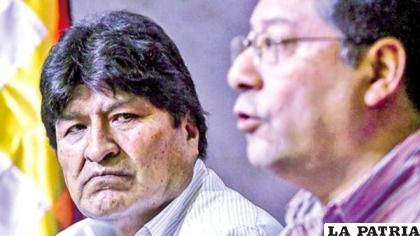 Evo Morales mira a Luis Arce en una anterior reunión /ANF