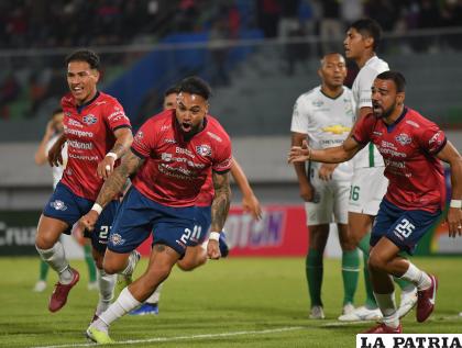 Julián Velásquez abrió el marcador para el cuadro ??aviador? /APG