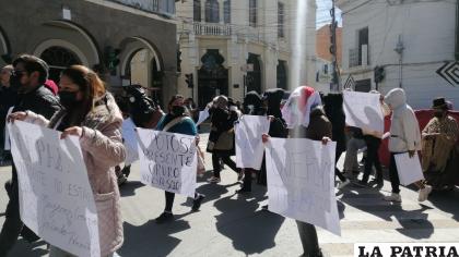 Otros departamentos y el colectivo Mujeres â€œCreandoâ€ apoyan a las trabajadoras sexuales /LA PATRIA