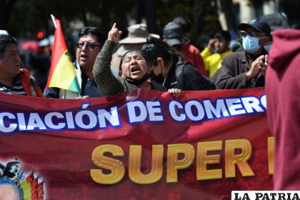 Comerciantes de la Súper Feria bloquearán hoy /EMILIO CASTILLO