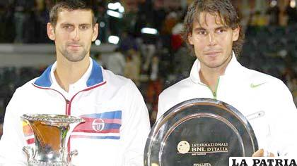 Novak Djokovic junto a Rafael Nadal