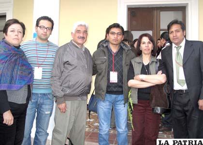 Escritores e investigadores que participaron en el Congreso de la Asociación de Estudios Bolivianos 