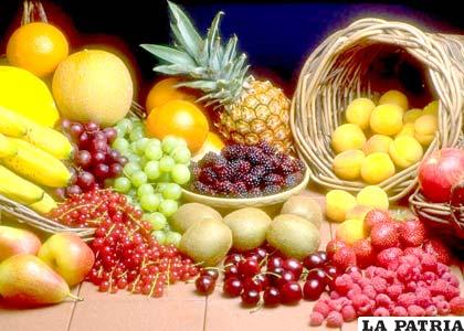 Las frutas son aliadas perfectas para combatir las dolencias propias de la época invernal así como el frío