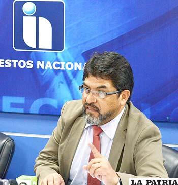 Presidente de Servicios de Impuestos Nacionales (SIN) Roberto Ugarte