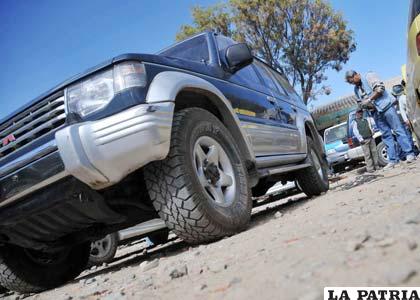 Vehículos robados en Argentina son recuperados por Diprove