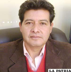 Roberto Amusquivar, director del Sedes