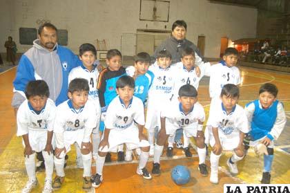 Integrantes de la selección de Oruro Sub-10 de fútbol de salón