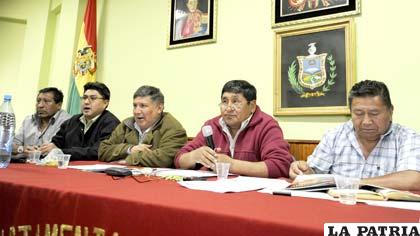Confederación de Choferes hará vigilia por Ley de Transportes