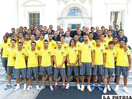 Jugadores de Barcelona, en la foto oficial junto al presidente Barack Obama