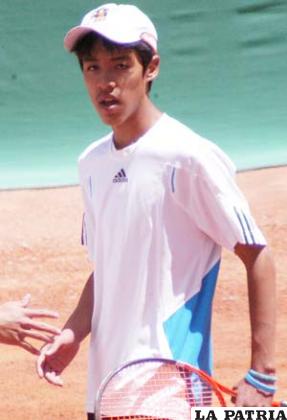 Leonardo Urquieta tenista orureño