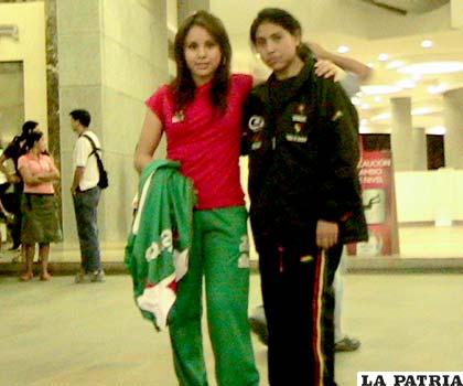 Paola Longoria de México junto a Paola Cossío (foto: archivo)