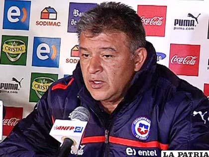 Claudio Borghi D.T. de la selección de Chile (foto: tvn-2.com)