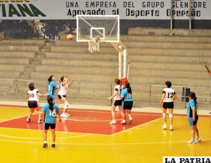 El basquetbol en la fecha dominical