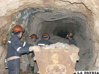 La minería boliviana necesita instrumentos legales que garanticen sus operaciones y pueda enfrentar la fluctuación de los precios