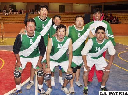 Equipo de voleibol de Santa Cruz 