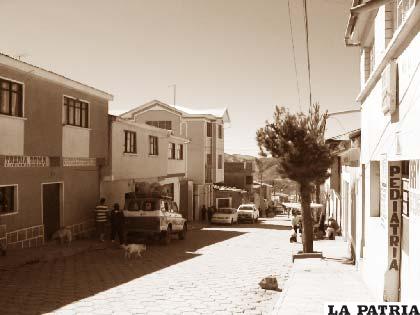 Una de las calles de Llallagua