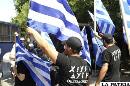Los neonazis griegos toman la calle con ataques y amenazas a extranjeros 
