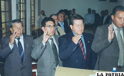 Isaac Mollinedo, Manuel Luizaga, Víctor Barrientos y Luis Orozco en el congreso nacional de entrenadores 