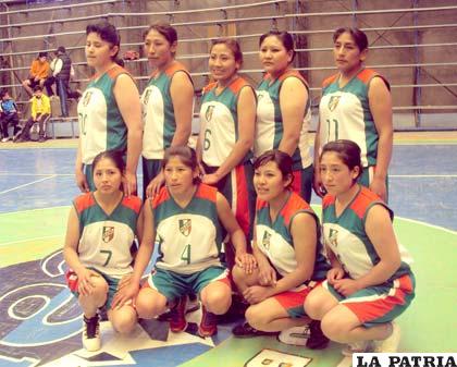 El quinteto femenino de Policar avanza en el basquetbol de Adapo
