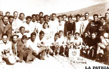 La selección de fútbol Oruro (1948) integraron: los hermanos Humberto y Jacinto Murillo, “Chirimino” Rendón, Alfredo Agreda y Tomas Porcel, entre otros.