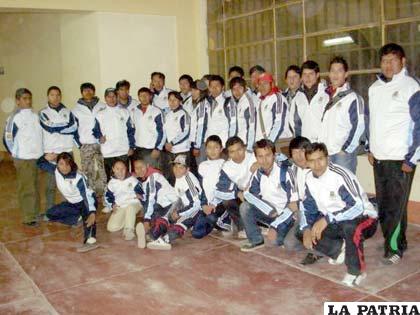 Los deportistas que practican el Kung Fu (TARINGA.NET)