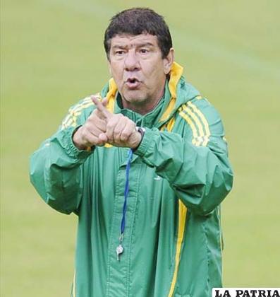 El D.T. Joel Santana. (ULTIMAHORA.COM)