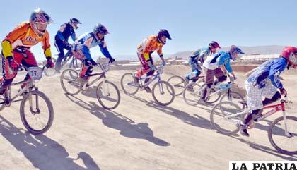 Arrancó el certamen oficial de bicicross, en la pista Virgen del Socavón