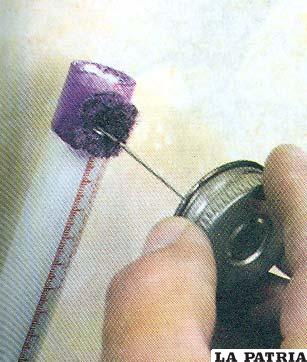 PASO 7
Aplicar el removedor a la tubería de PVC.

