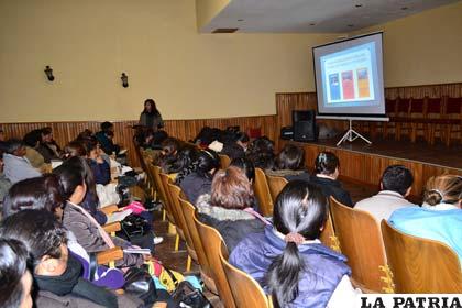 Maestros en curso de actualización