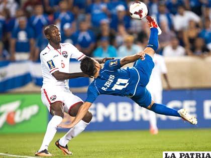 Espectacular jugada del partido entre El Salvador y Trinidad y Tobago