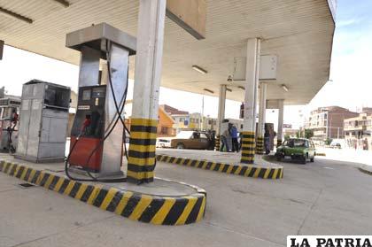 En las estaciones de servicio se procede al etiquetado de la B-SISA