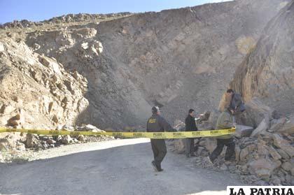 Investigadores del Felcc, precintan cantera cerca de “La Víbora” 