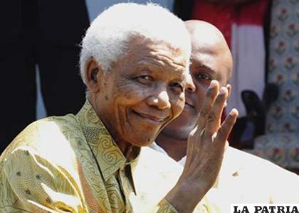 Nelson Mandela expresidente de Sudáfrica