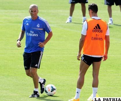 Primer encuentro de Zidane como cuerpo técnico y Ronaldo como jugador