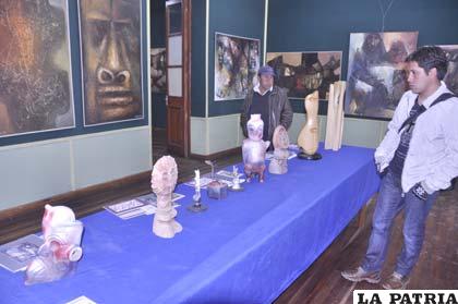 Cuadros y esculturas del “Picasso Andino”
