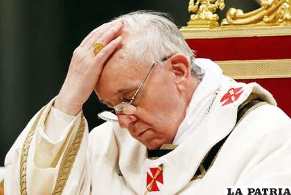 Al Papa Francisco, al parecer le ocultaron información sobre algún funcionario del Vaticano