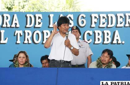 Presidente Morales cierra el ampliado de emergencia del las 6 Federaciones del Trópico de Cochabamba