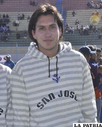 MARCOS PERALTA OCAMPO - 23 años • Boliviano - Arquero