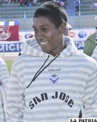MARCELO ZAMORANO - 17 años • Boliviano - Volante Ofensivo