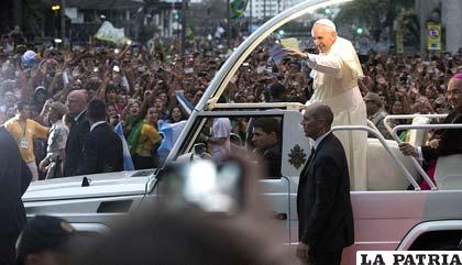 Bergoglio realizó su primer viaje internacional a Latinoamérica