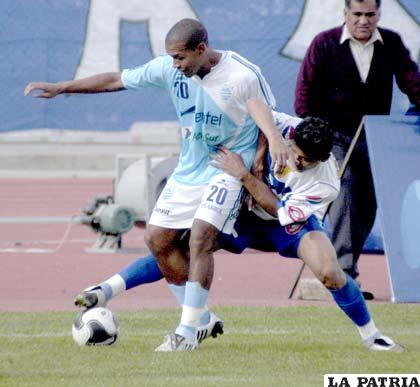 Reinoso ya jugó en el fútbol boliviano