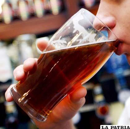Brasileños pretenden elaborar cerveza con ingredientes autorizados