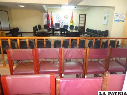 Sala de sesiones de la Brigada Parlamentaria de Oruro