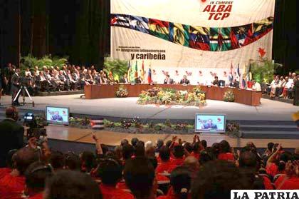 Cumbre de Movimientos Sociales de la Alianza Bolivariana para los pueblos de América