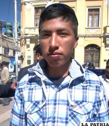 El estudiante que representará a Bolivia, Cristian Miranda