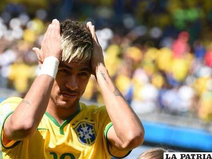 Neymar es figura en la selección brasileña de fútbol